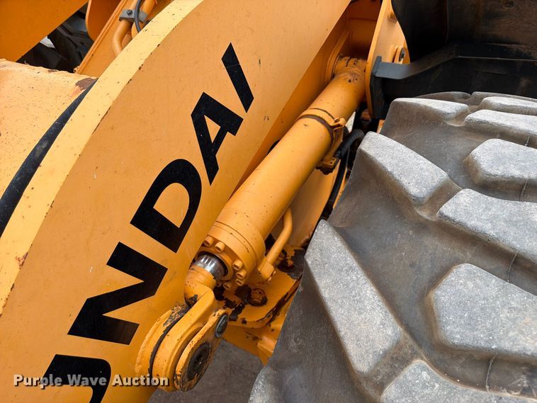 image for item FK3752 2012 Hyundai HL757-9 wheel loader