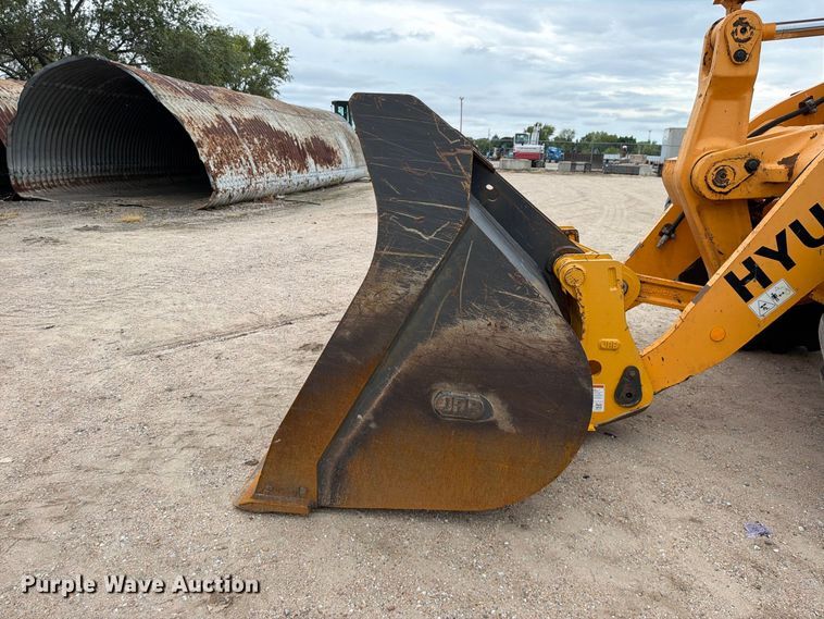 image for item FK3752 2012 Hyundai HL757-9 wheel loader