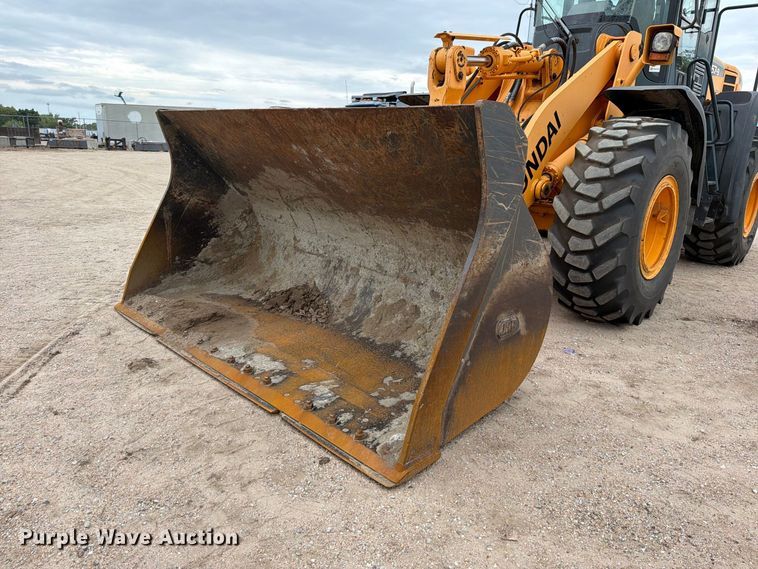image for item FK3752 2012 Hyundai HL757-9 wheel loader