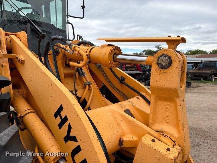 image for item FK3752 2012 Hyundai HL757-9 wheel loader