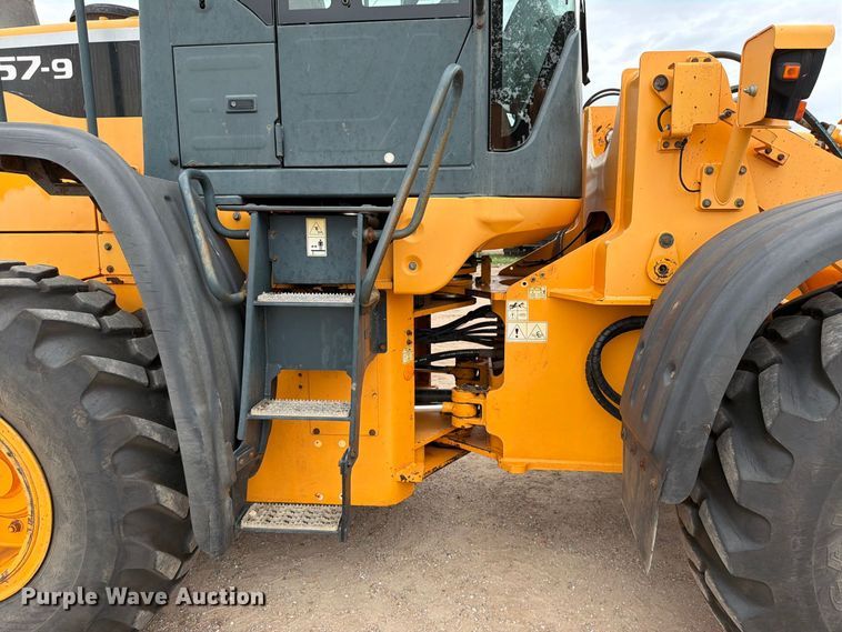 image for item FK3752 2012 Hyundai HL757-9 wheel loader