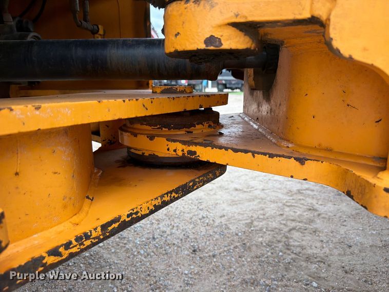 image for item FK3752 2012 Hyundai HL757-9 wheel loader