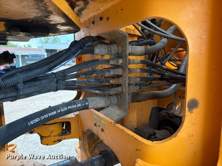 image for item FK3752 2012 Hyundai HL757-9 wheel loader
