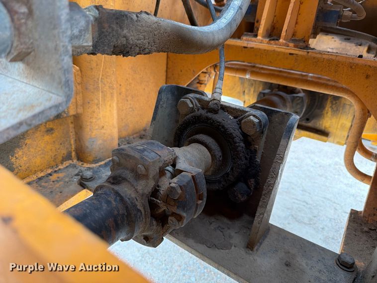 image for item FK3752 2012 Hyundai HL757-9 wheel loader