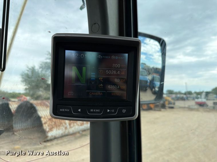 image for item FK3752 2012 Hyundai HL757-9 wheel loader