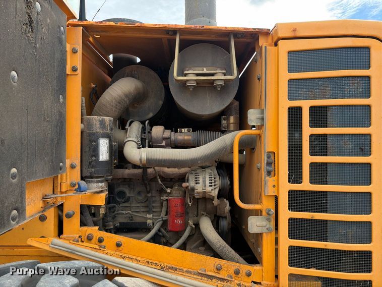 image for item FK3752 2012 Hyundai HL757-9 wheel loader