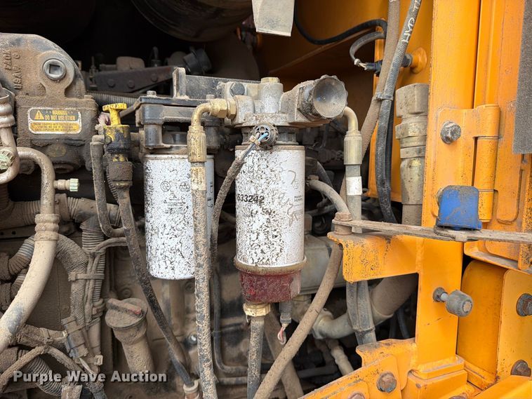 image for item FK3752 2012 Hyundai HL757-9 wheel loader