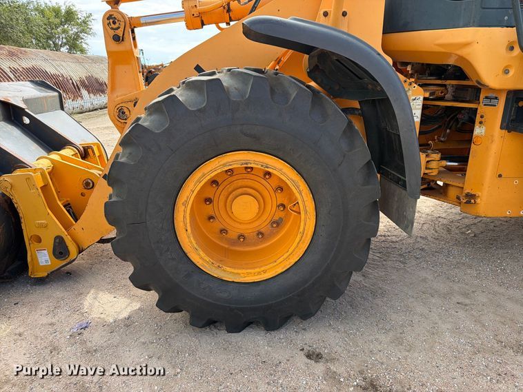 image for item FK3752 2012 Hyundai HL757-9 wheel loader