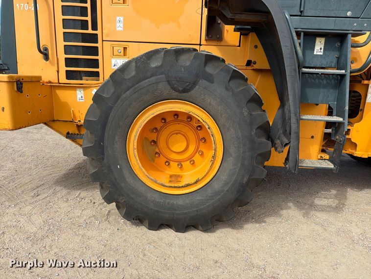 image for item FK3752 2012 Hyundai HL757-9 wheel loader