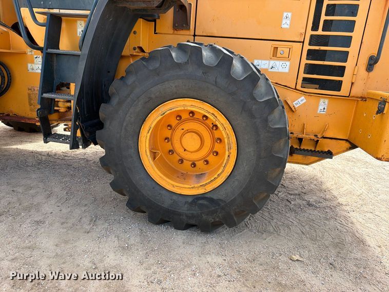 image for item FK3752 2012 Hyundai HL757-9 wheel loader