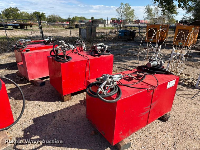 (4) fuel transfer tanks