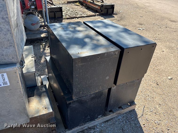 image for item FK3757 (4) toolboxes