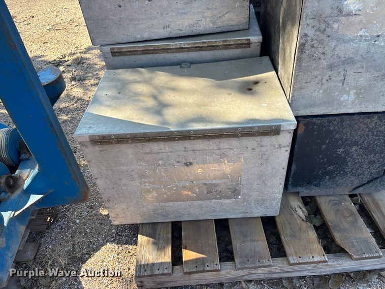 image for item FK3758 (6) toolboxes