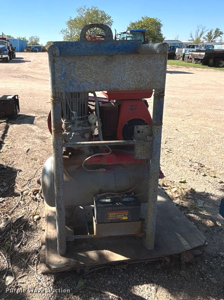 image for item FK3762 Multiquip air compressor