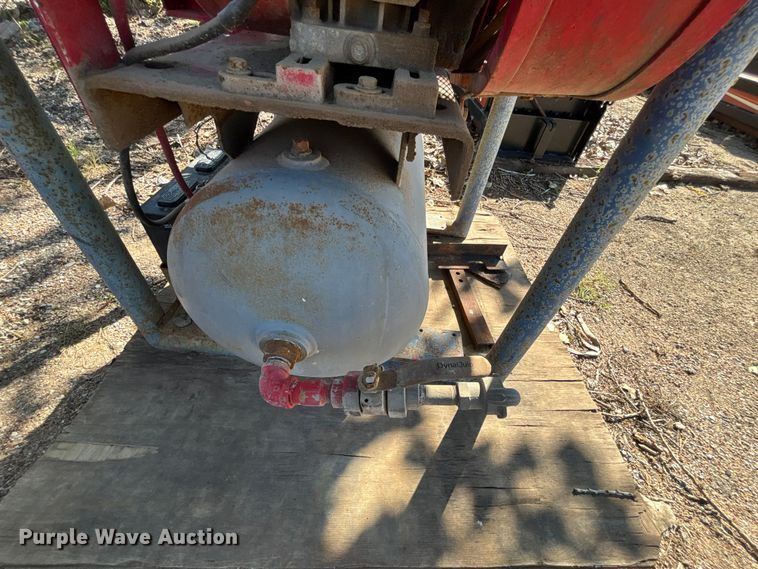 image for item FK3762 Multiquip air compressor