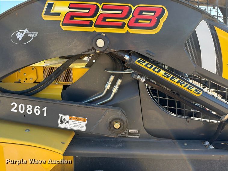 image for item FK3772 2016 New Holland L228 skid steer loader