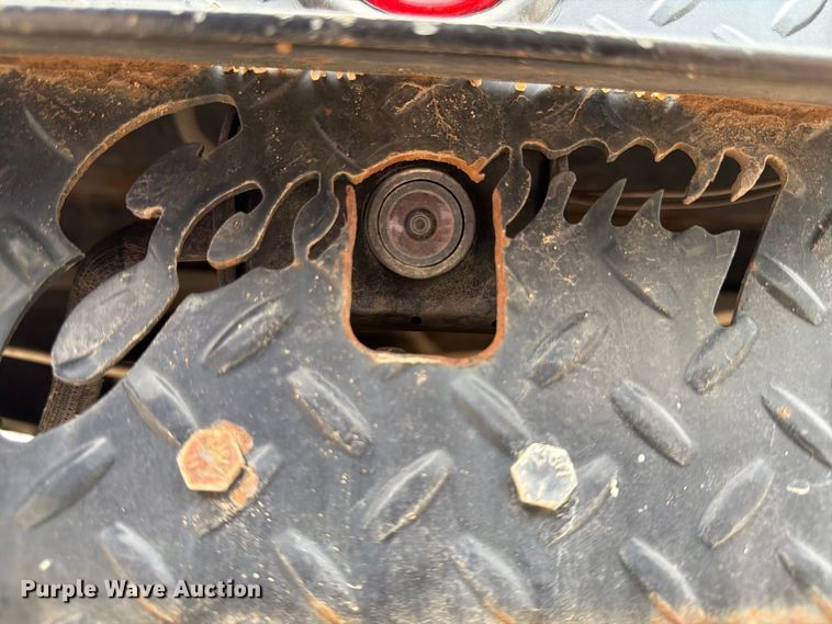 image for item FK3773 2024 Ford F250 Crew Cab flatbed pickup truck