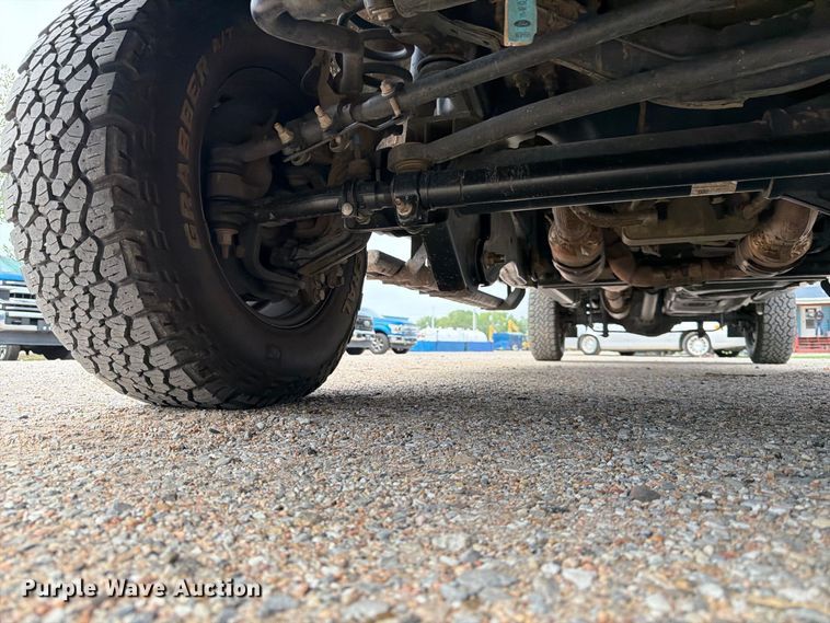 image for item FK3773 2024 Ford F250 Crew Cab flatbed pickup truck
