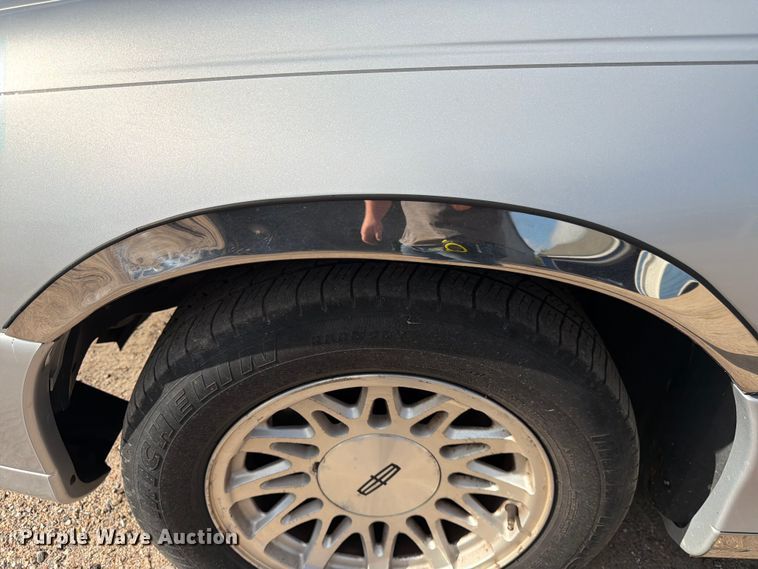image for item FK3774 1999 Lincoln Town Car 