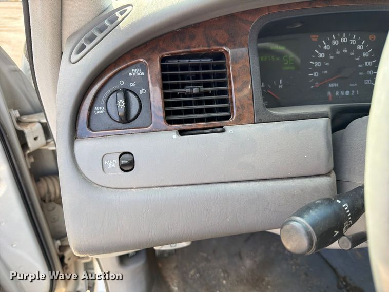 image for item FK3774 1999 Lincoln Town Car 