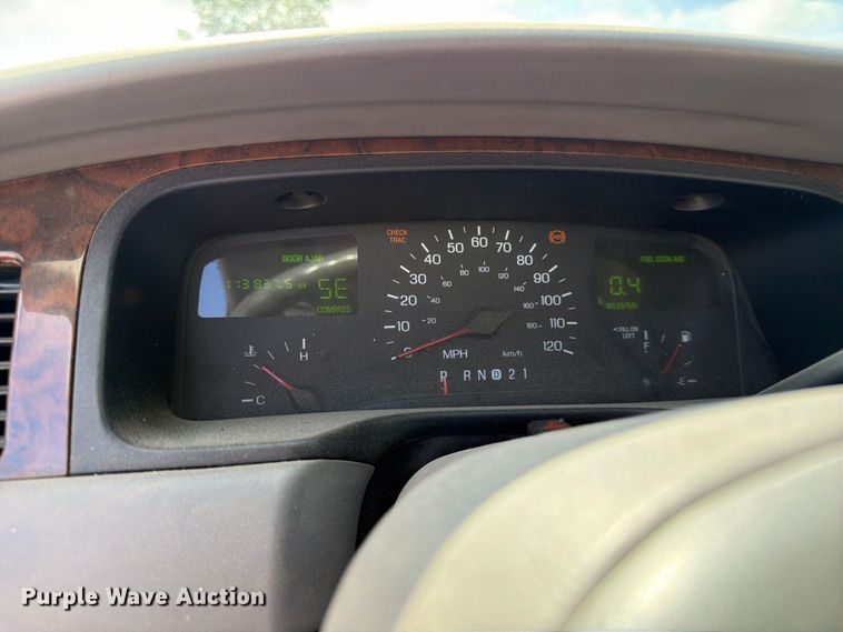 image for item FK3774 1999 Lincoln Town Car 