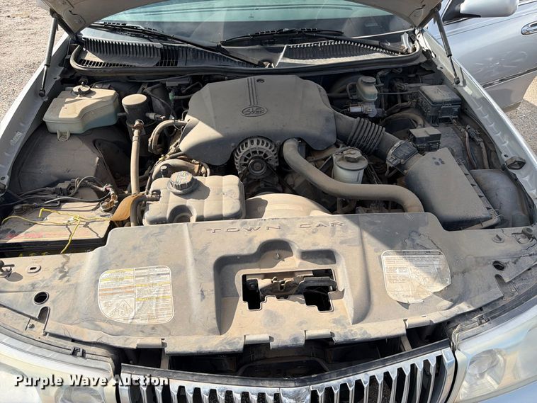 image for item FK3774 1999 Lincoln Town Car 