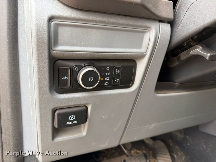 image for item FK3775 2024 Ford F150 XLT Crew Cab pickup truck