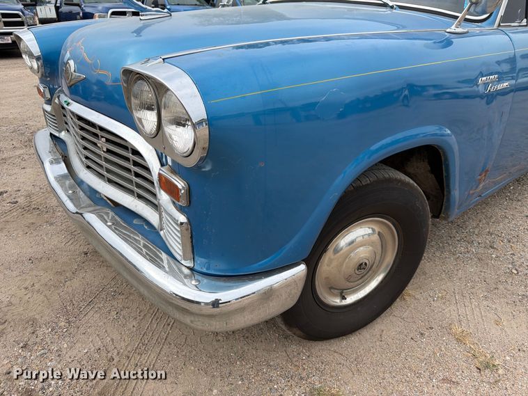 image for item FK3776 1965 Checker Aerobus limousine