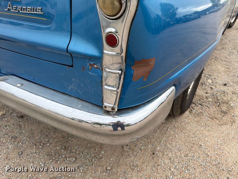image for item FK3776 1965 Checker Aerobus limousine