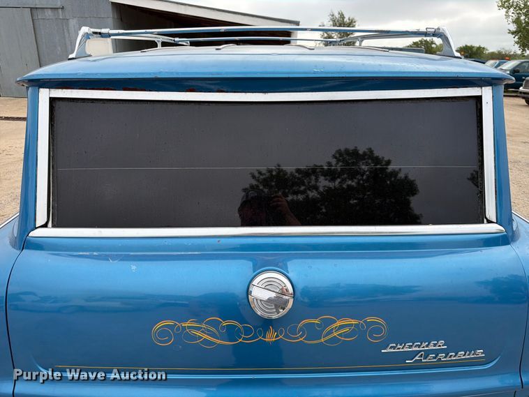 image for item FK3776 1965 Checker Aerobus limousine