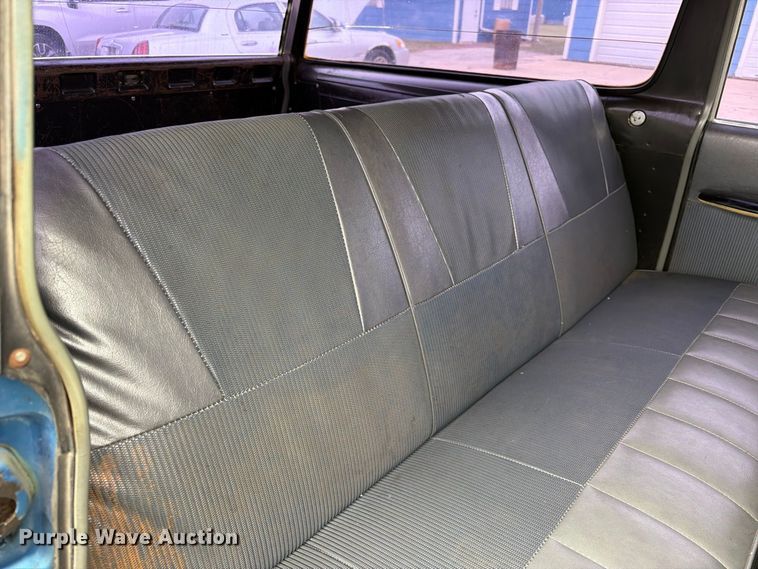 image for item FK3776 1965 Checker Aerobus limousine