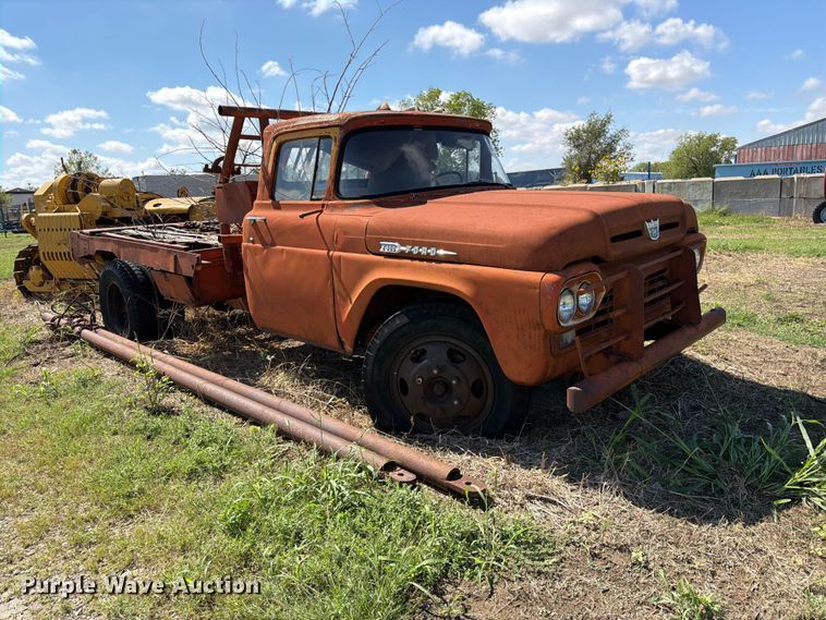 image for item FK3777 Ford F-100 winch truck