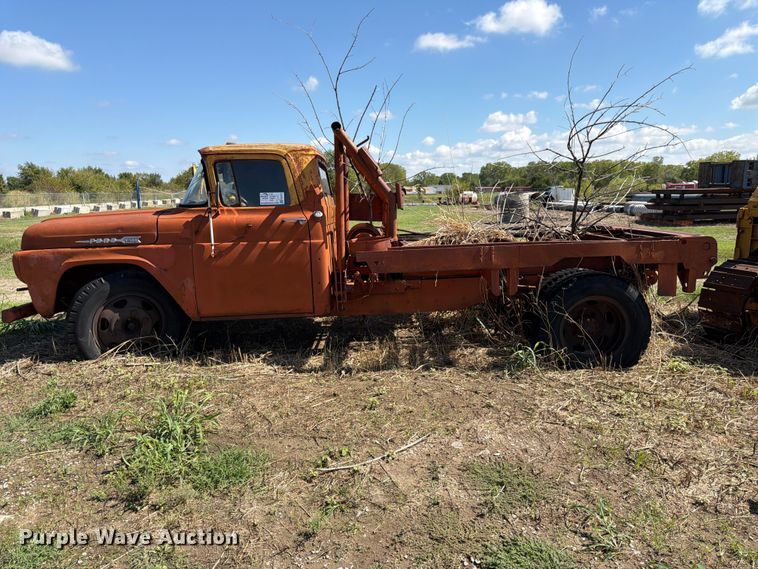 image for item FK3777 Ford F-100 winch truck