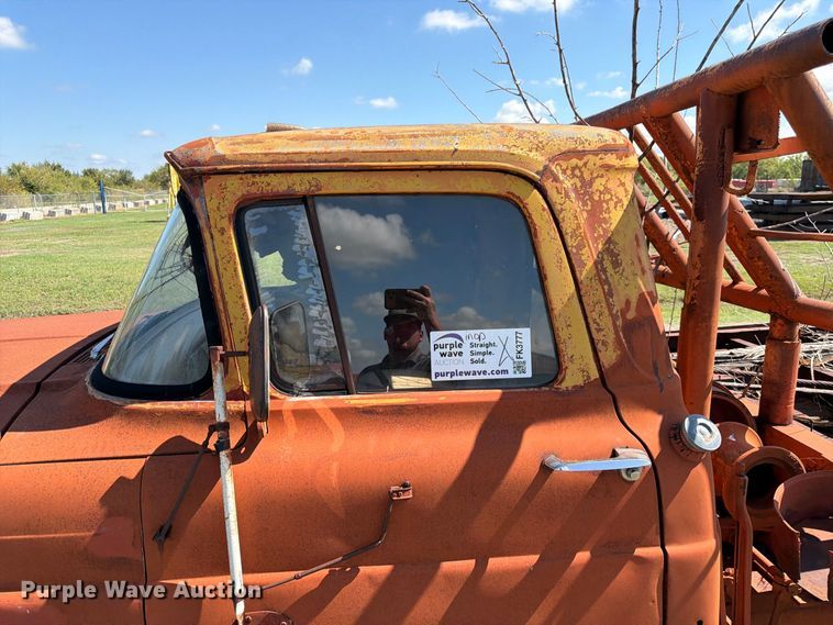image for item FK3777 Ford F-100 winch truck