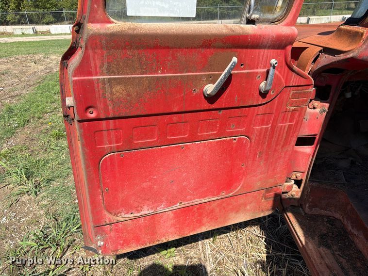 image for item FK3777 Ford F-100 winch truck