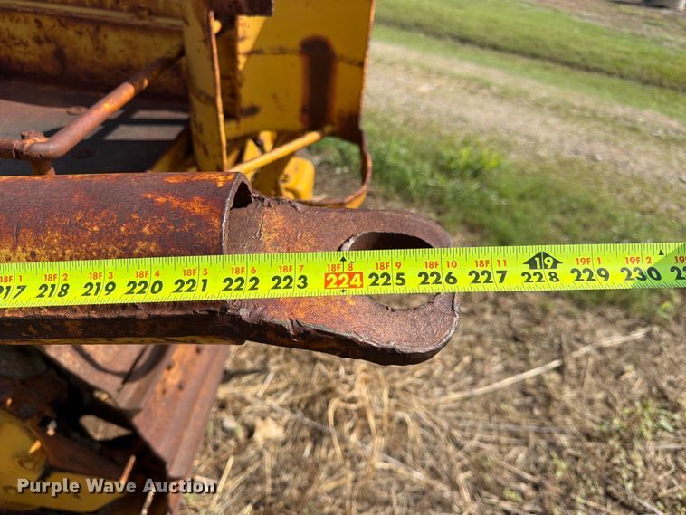image for item FK3778 1949 Caterpillar D4 pipelayer