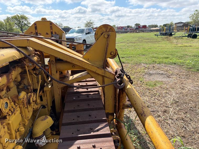image for item FK3778 1949 Caterpillar D4 pipelayer
