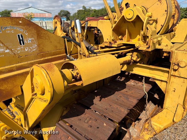 image for item FK3778 1949 Caterpillar D4 pipelayer