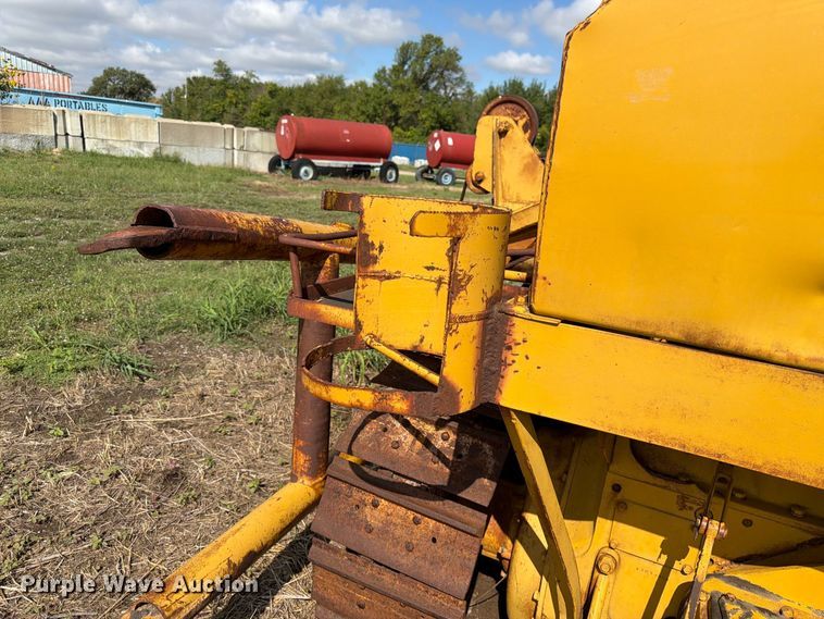 image for item FK3778 1949 Caterpillar D4 pipelayer