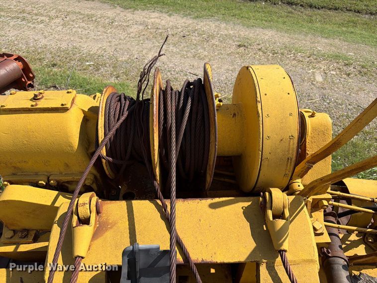 image for item FK3778 1949 Caterpillar D4 pipelayer