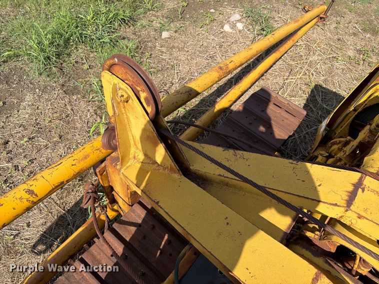 image for item FK3778 1949 Caterpillar D4 pipelayer