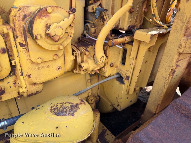 image for item FK3778 1949 Caterpillar D4 pipelayer