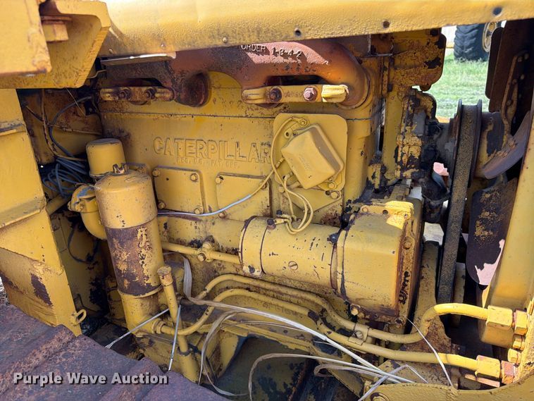 image for item FK3778 1949 Caterpillar D4 pipelayer