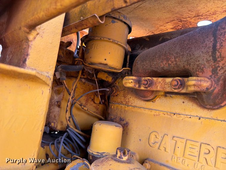 image for item FK3778 1949 Caterpillar D4 pipelayer