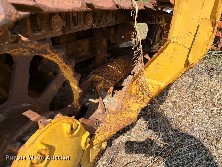 image for item FK3778 1949 Caterpillar D4 pipelayer