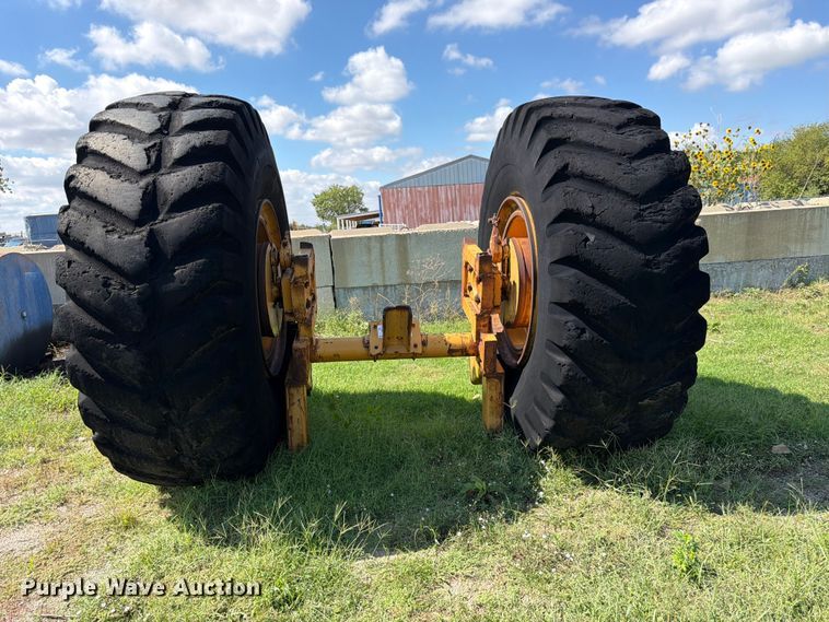 image for item FK3779 Axle and tires