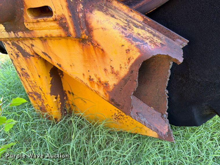 image for item FK3779 Axle and tires