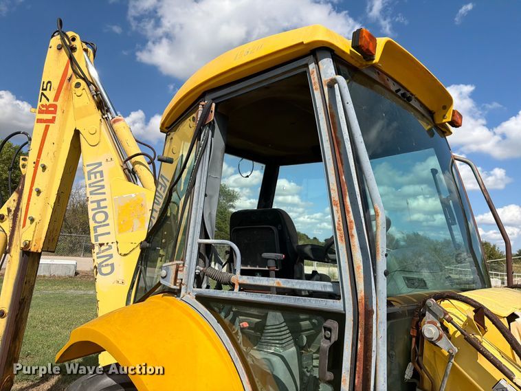 image for item FK3781 2002 New Holland LB75 backhoe