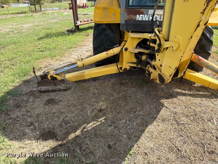 image for item FK3781 2002 New Holland LB75 backhoe
