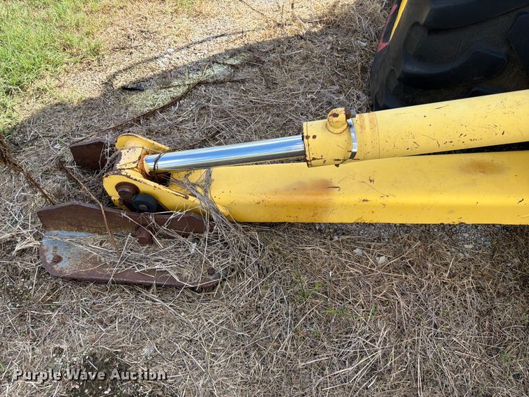 image for item FK3781 2002 New Holland LB75 backhoe